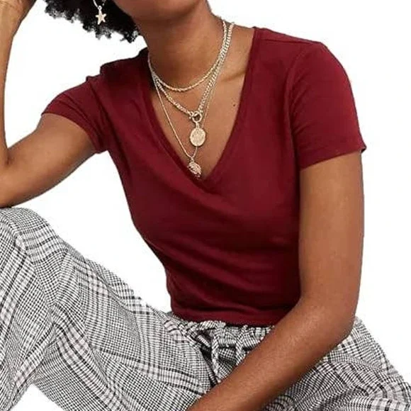 Case of 24 Wild Fable Women's Short Sleeve V-Neck Cropped T-Shirt - (Berry Maroon, Medium)