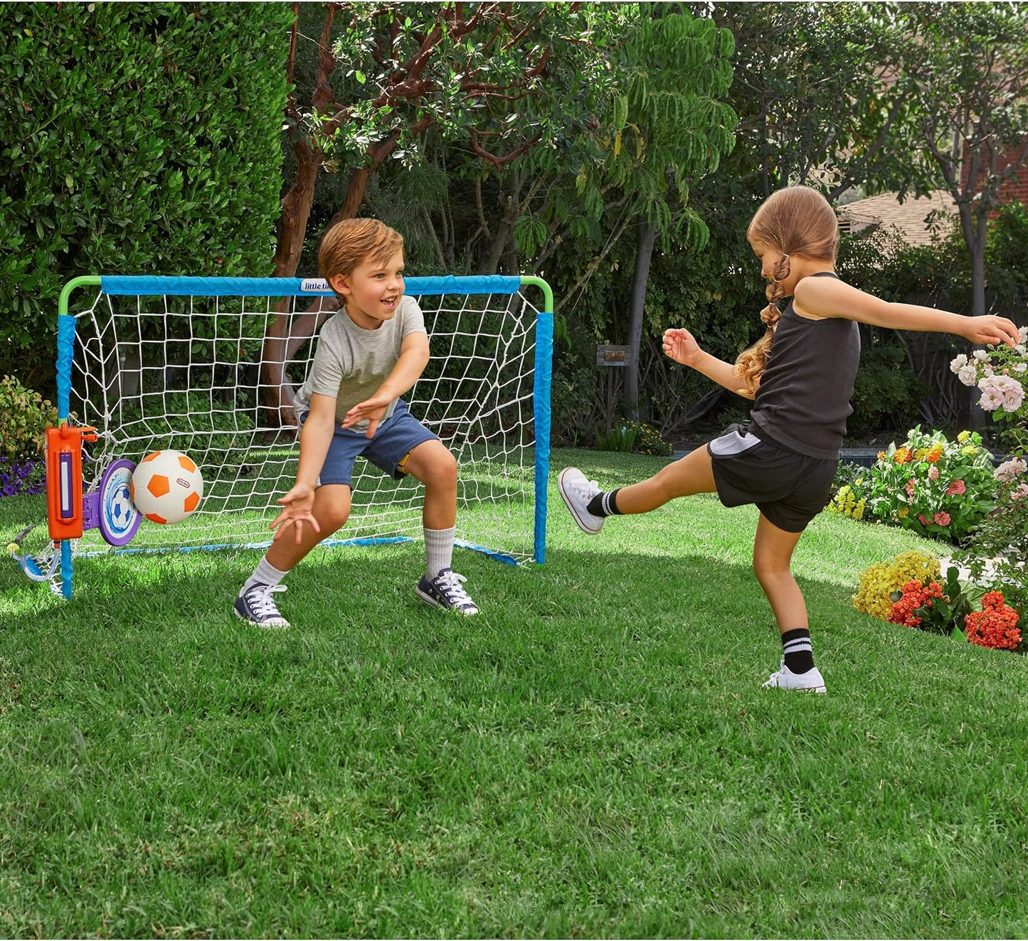 Little Tikes 2-in-1 Water Soccer/Football Sports Game with Net, Ball & Pump