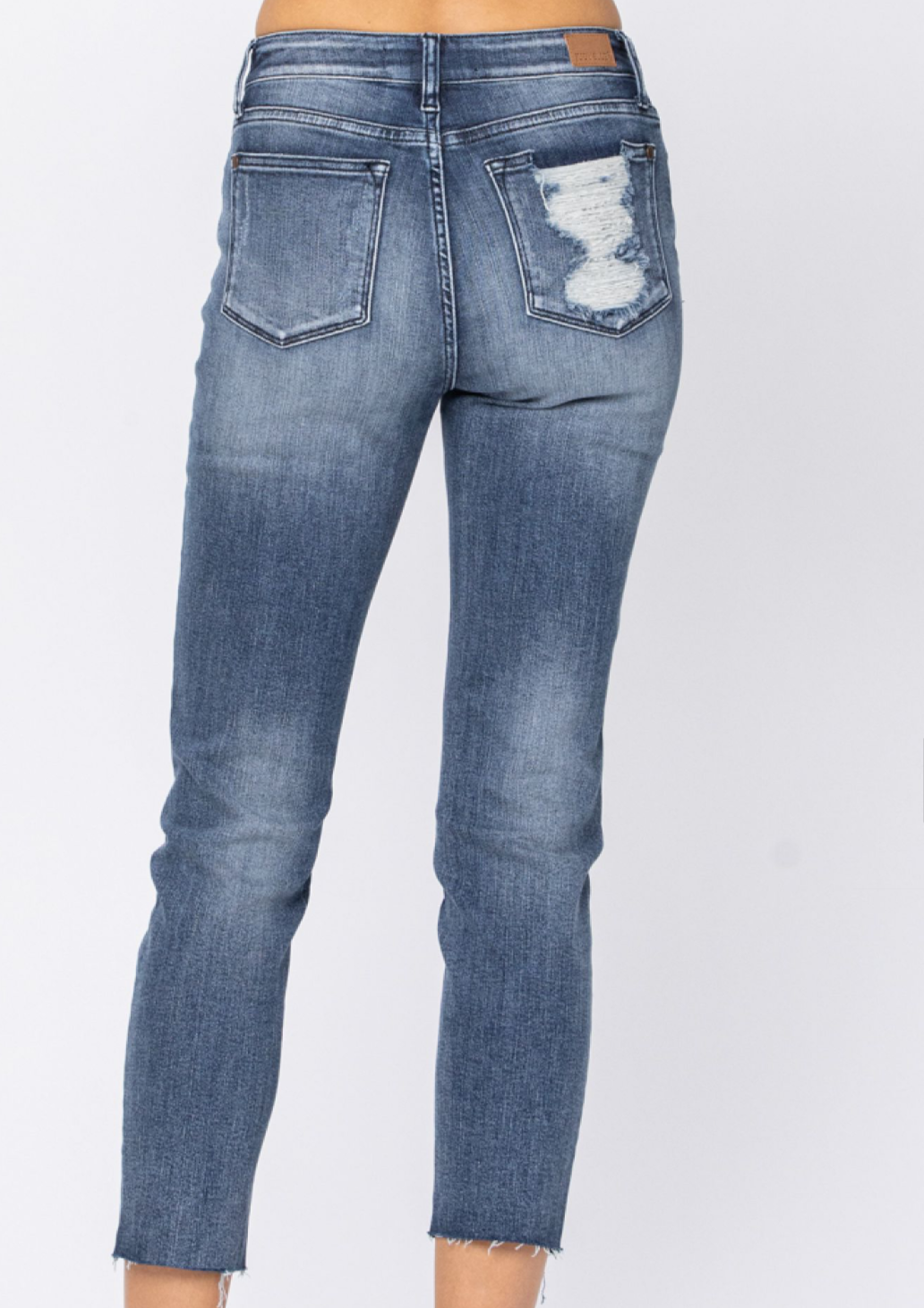 Judy Blue High-Rise Raw Hem Relaxed Fit Jeans 88191